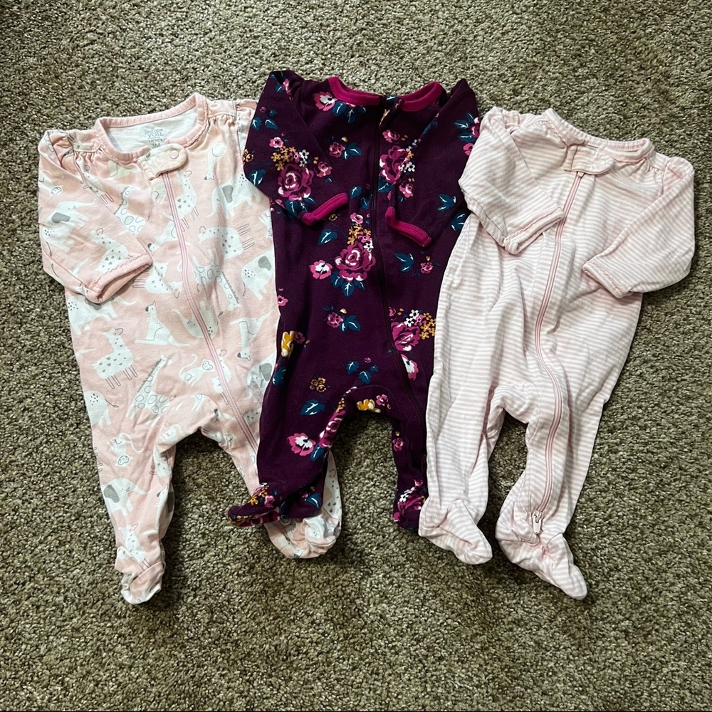 Bundle of 3 footed sleepers